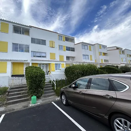 Apartment Renove 2 Pieces Avec Balcon, A 200m De La Plage, St Hilaire De Riez - Fr-1-224c-318