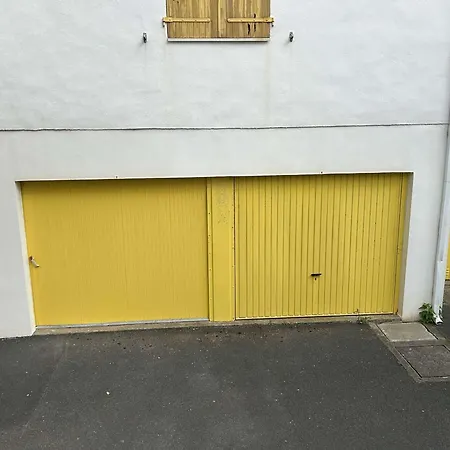 Apartment Renove 2 Pieces Avec Balcon, A 200m De La Plage, St Hilaire De Riez - Fr-1-224c-318