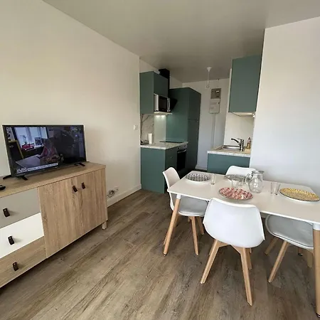 Renove 2 Pieces Avec Balcon, A 200m De La Plage, St Hilaire De Riez - Fr-1-224c-318 Saint-Hilaire-de-Riez